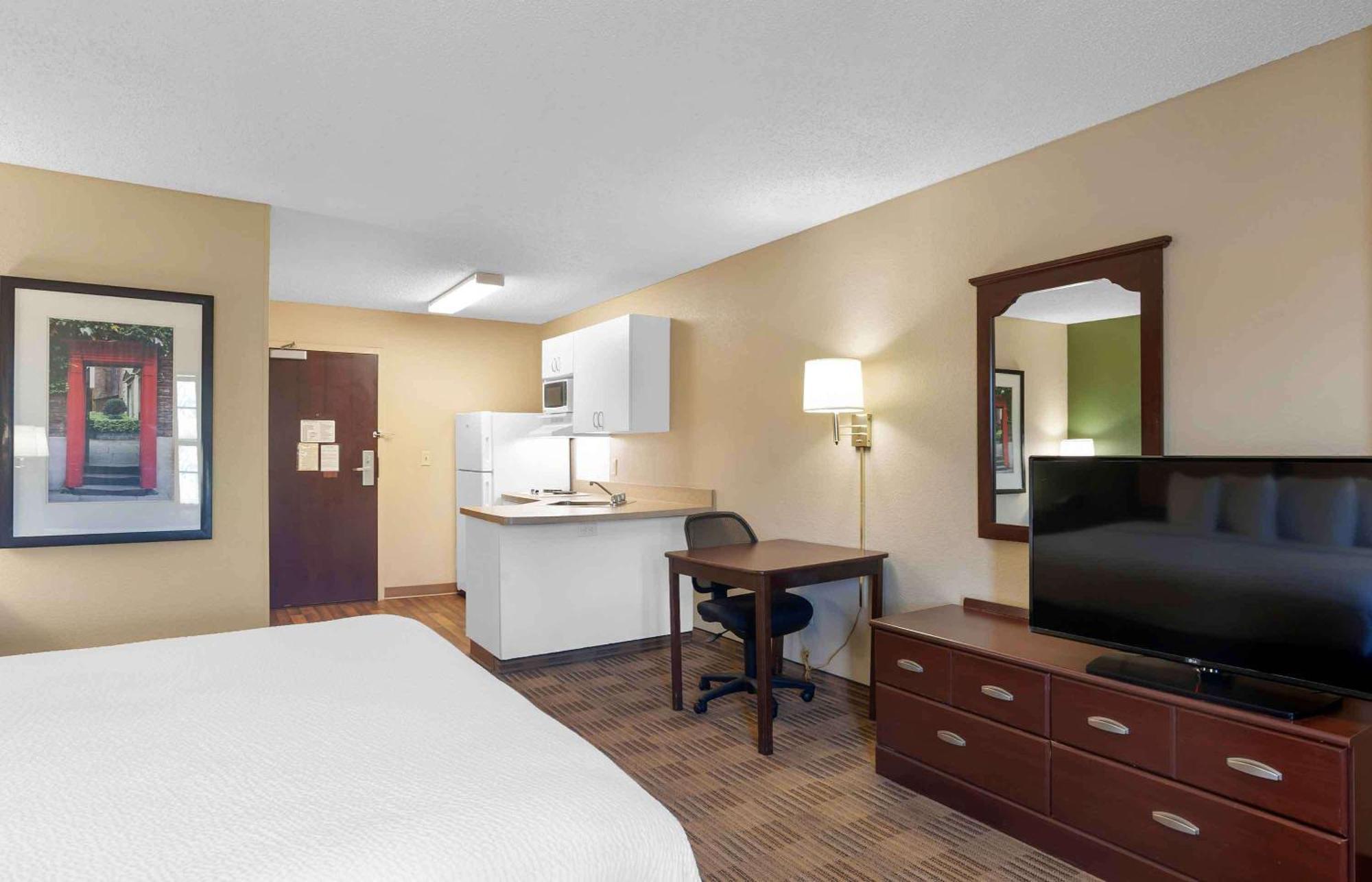 Extended Stay America Suites - Secaucus - New York City Area Exterior photo