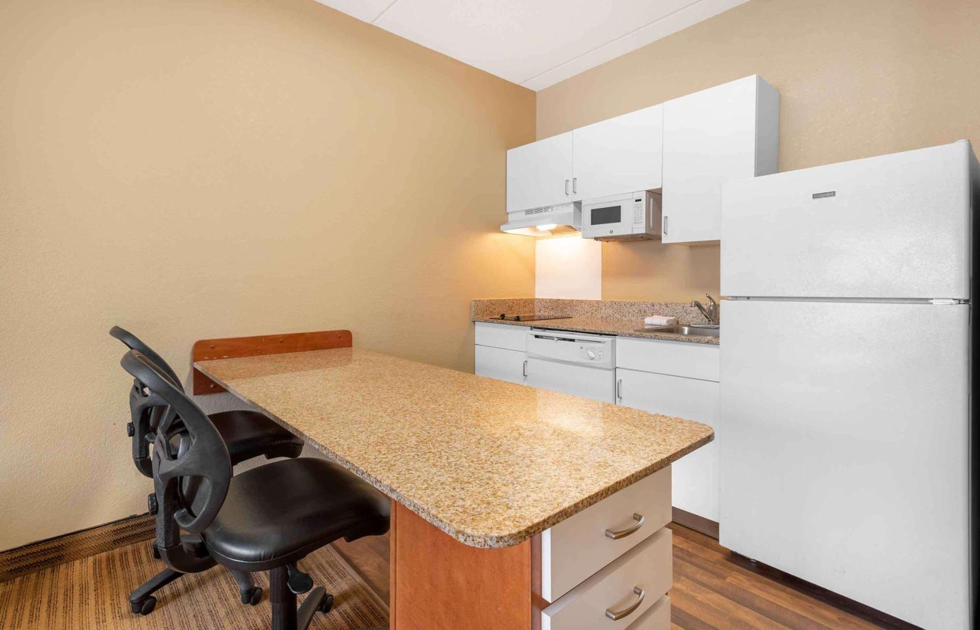 Extended Stay America Suites - Secaucus - New York City Area Exterior photo
