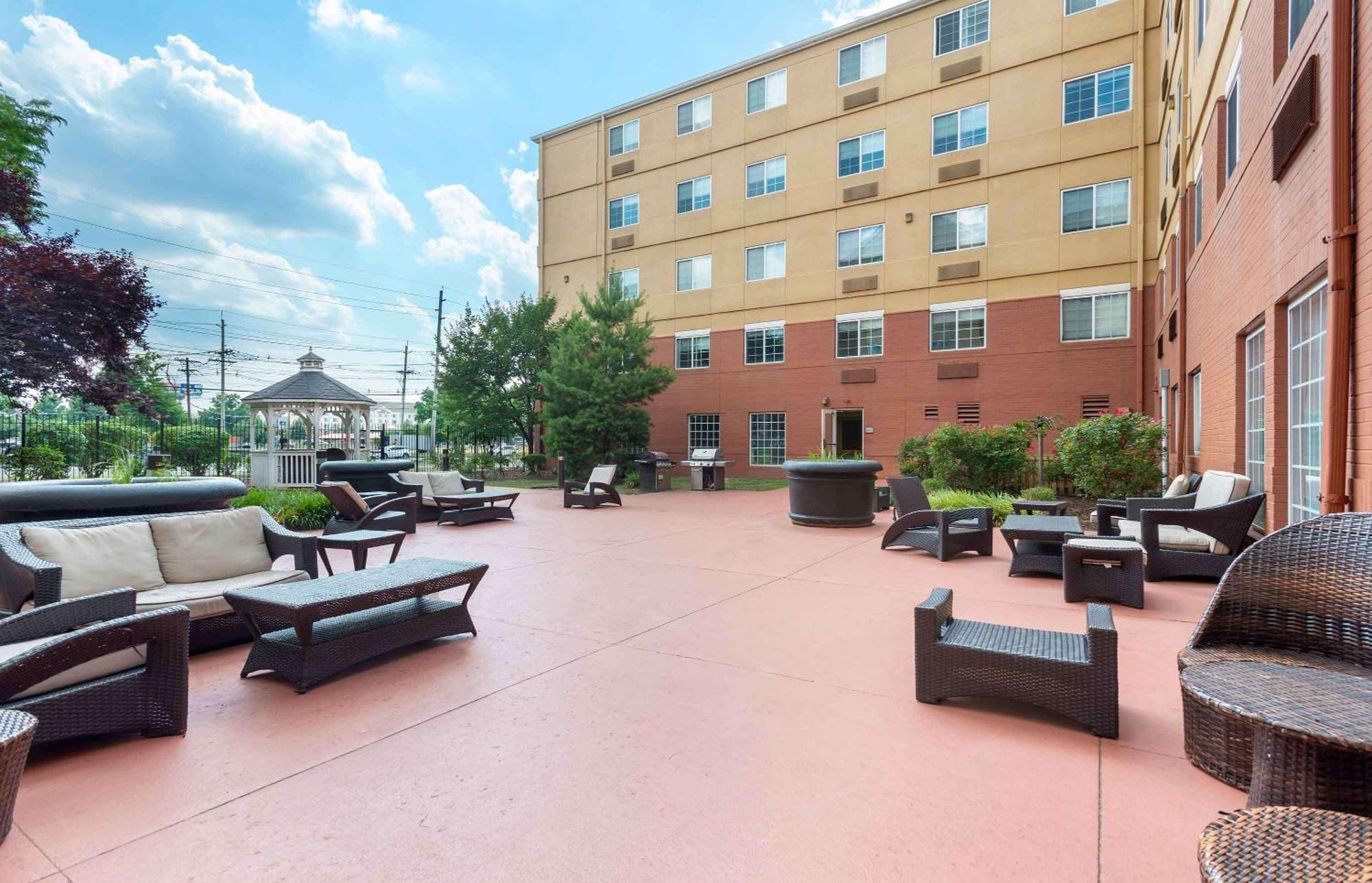 Extended Stay America Suites - Secaucus - New York City Area Exterior photo